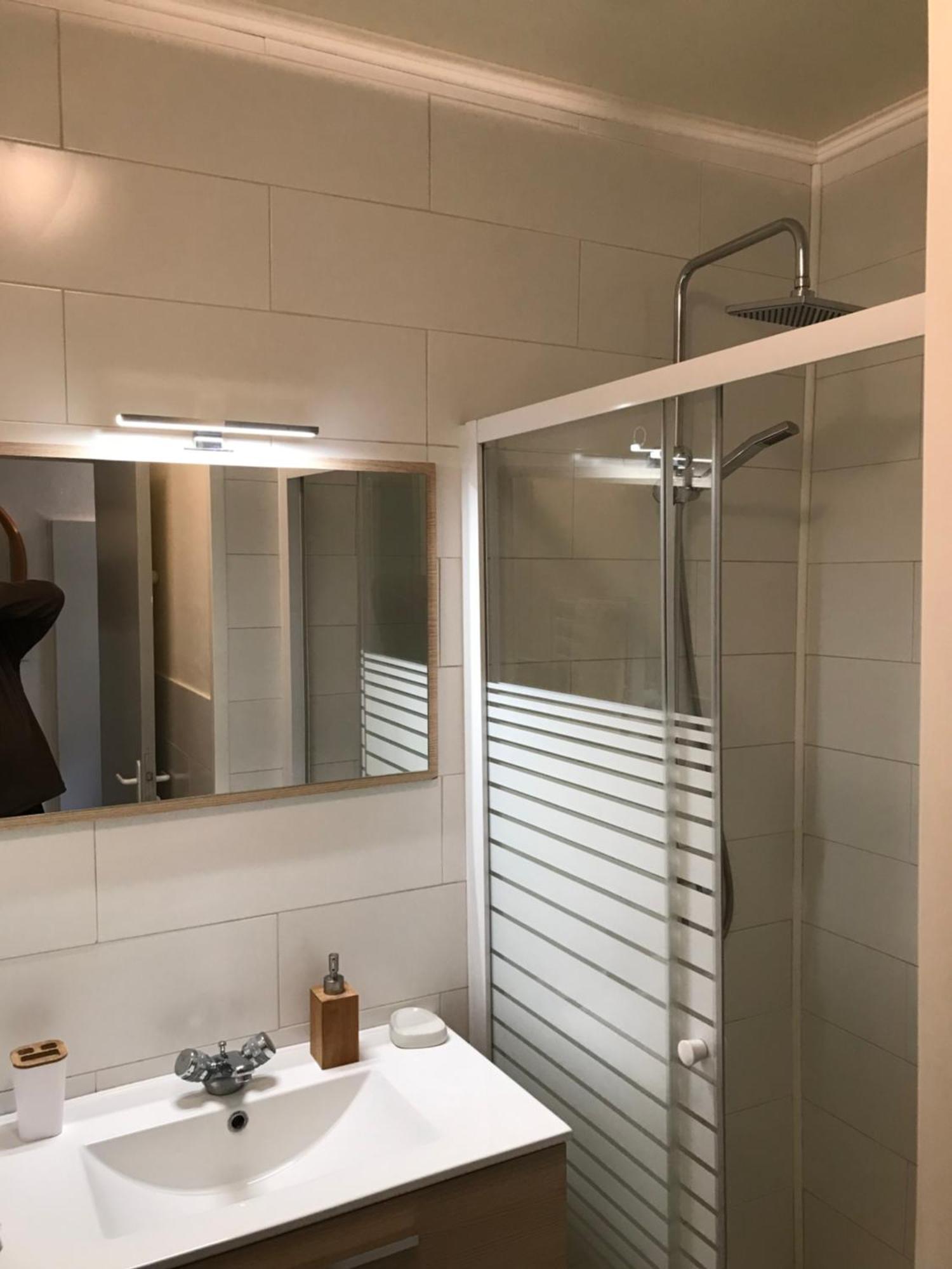 Appartement Climatise Barjac Centre Barjac (Gard)