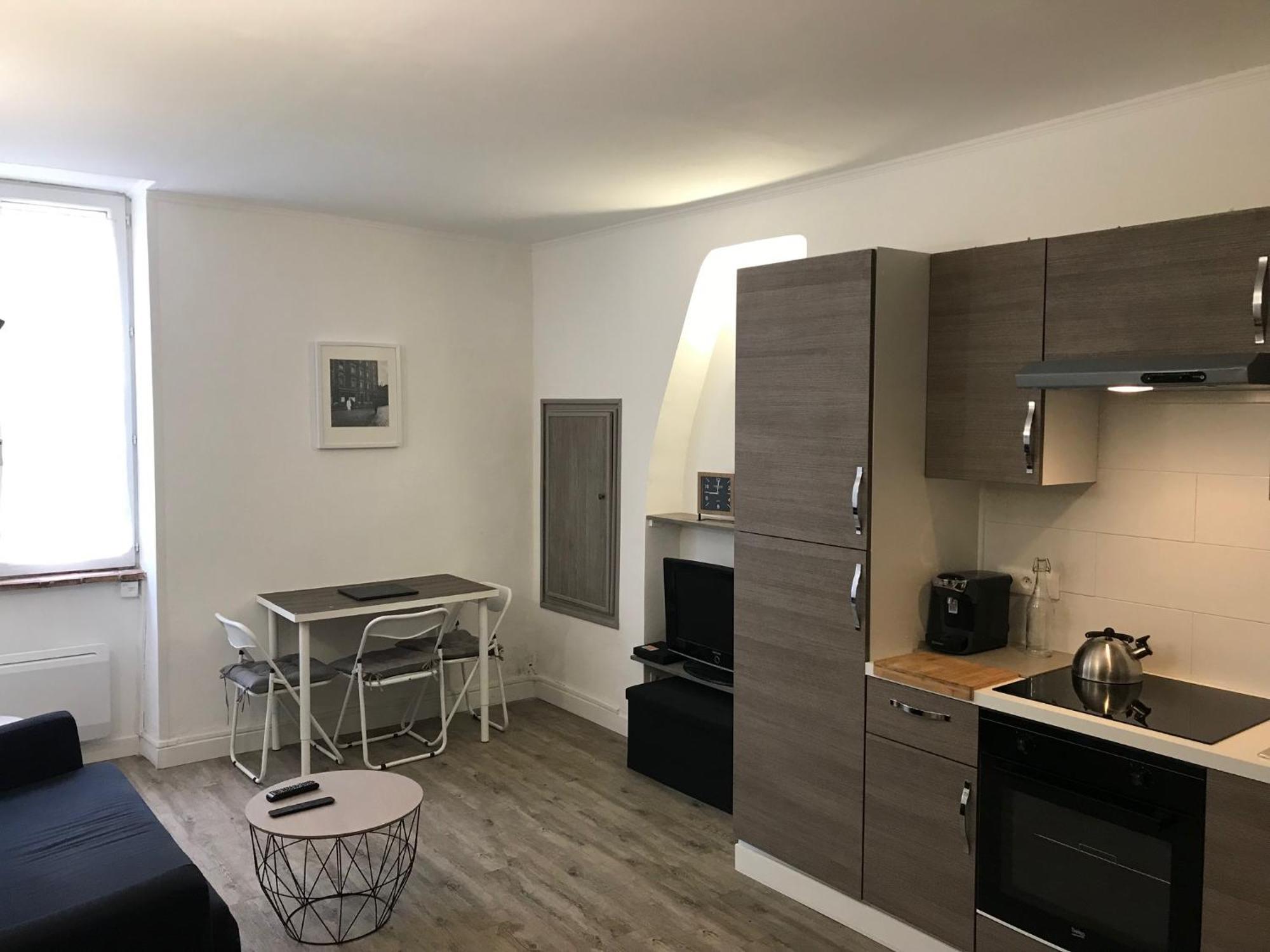 Appartement Climatise Barjac Centre